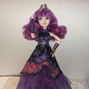 Disney Descendants 2 Royal Yacht Ball Mal Isle of the Lost Doll Gown Shoes